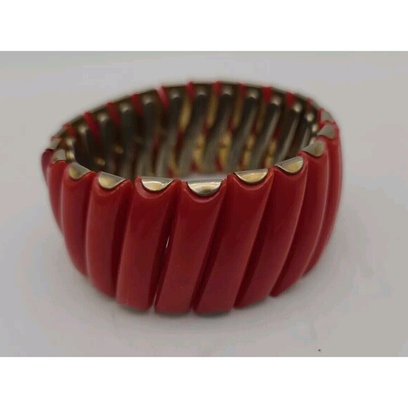 Expandable Cuff Bracelet Red Gold Acrylic Hong Kong Vintage - Picture 1 of 7